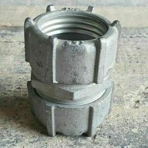 THOMAS &amp; BETTS T &amp; B 1-1/2&quot; Rigid Compression Coupling   **FREE SHIPPING** - $21.56