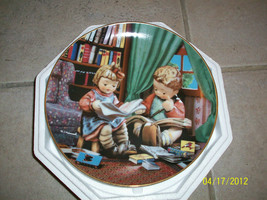 HUMMEL Collector Plate Collection &quot;Little Companions&quot; 1990 Budding Scholars -MIB - £11.75 GBP