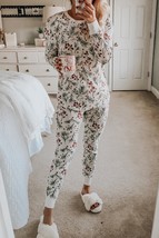 White Holly Print Thermal Pullover Pants Lounge Set - $31.90