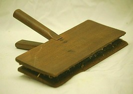 Primitive Antique Wooden Wool Paddle Sheep Cards Farm Tool Weaving Spinning - $42.56