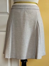 MICHAEL KORS Gray/White Stripe Short Stretch Knit Flared Tennis Skirt (2... - $19.50