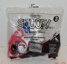 2018 McDonald&#39;s Happy Meal Toy Peanuts Snoopy #3 Astronaut Snoopy MIP - £7.71 GBP