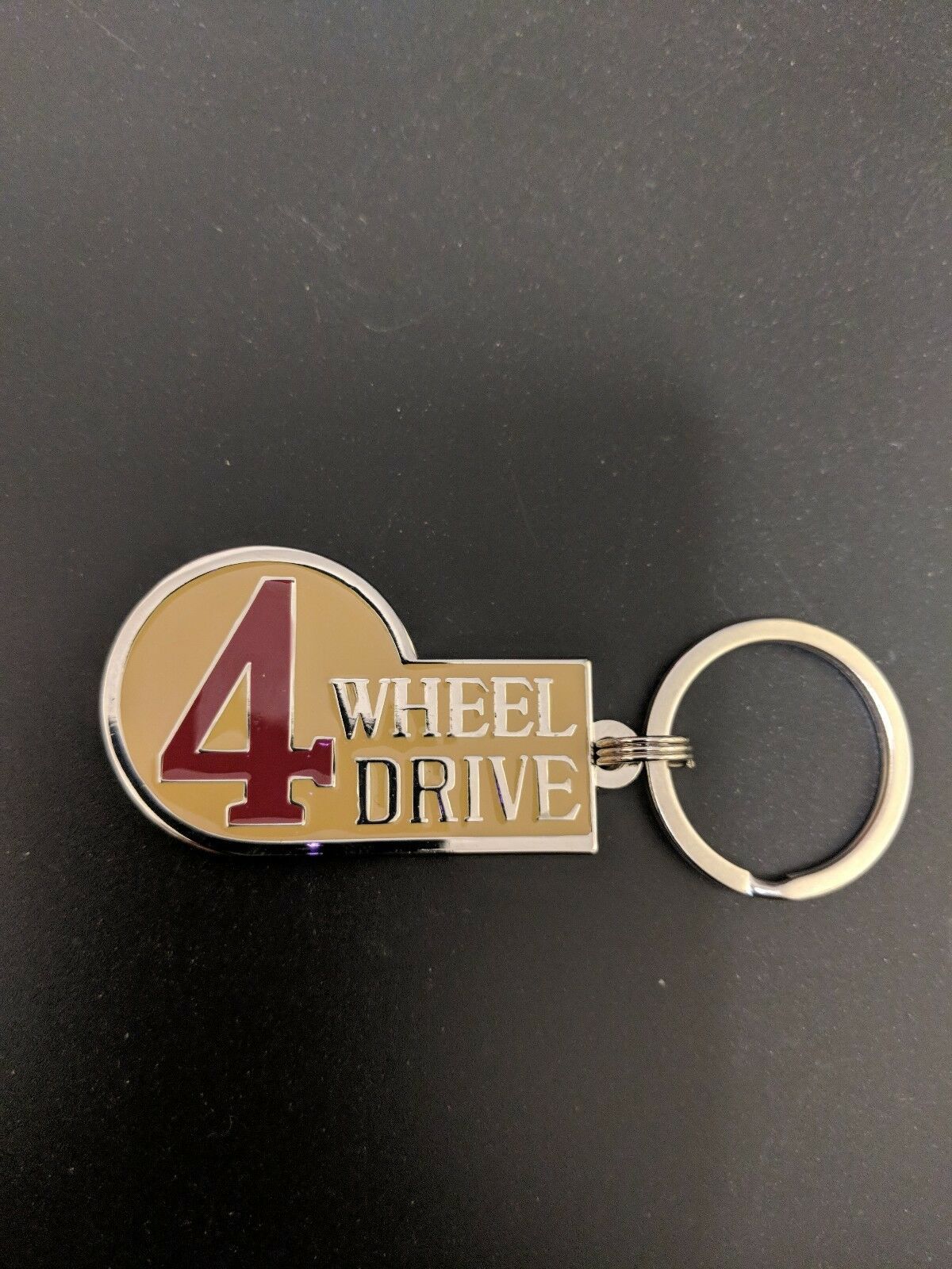 Land Cruiser "4 Wheel Drive" Emblem keychains (G1)