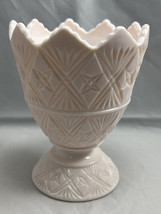 Vintage Napco Jeanette Soft Shell Patterned Pink Milk Glass Footed Egg Vase 6&quot; - £13.88 GBP
