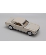 5&quot; 1964 1/2 Ford Mustang 1:36 Scale Pullback - $219.87 MXN