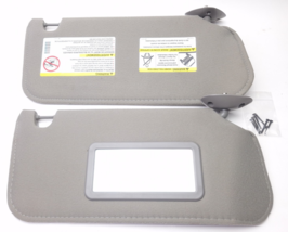 1995-2005 GMC Jimmy Chevy Blazer S10 Driver &amp; Passenger Sun visors CLEAN - $79.10