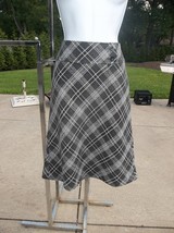 Ann Taylor Gray&amp;White Plaid Skirt 2 - $15.99