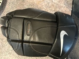 Nike Ignite 3 Hockey Glove Senior Size Black Color LEFT HAND ON - £21.08 GBP