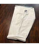 CHAPS Womens Bermuda Knee Length Cuffed White Shorts NWT Size 24W - £23.13 GBP
