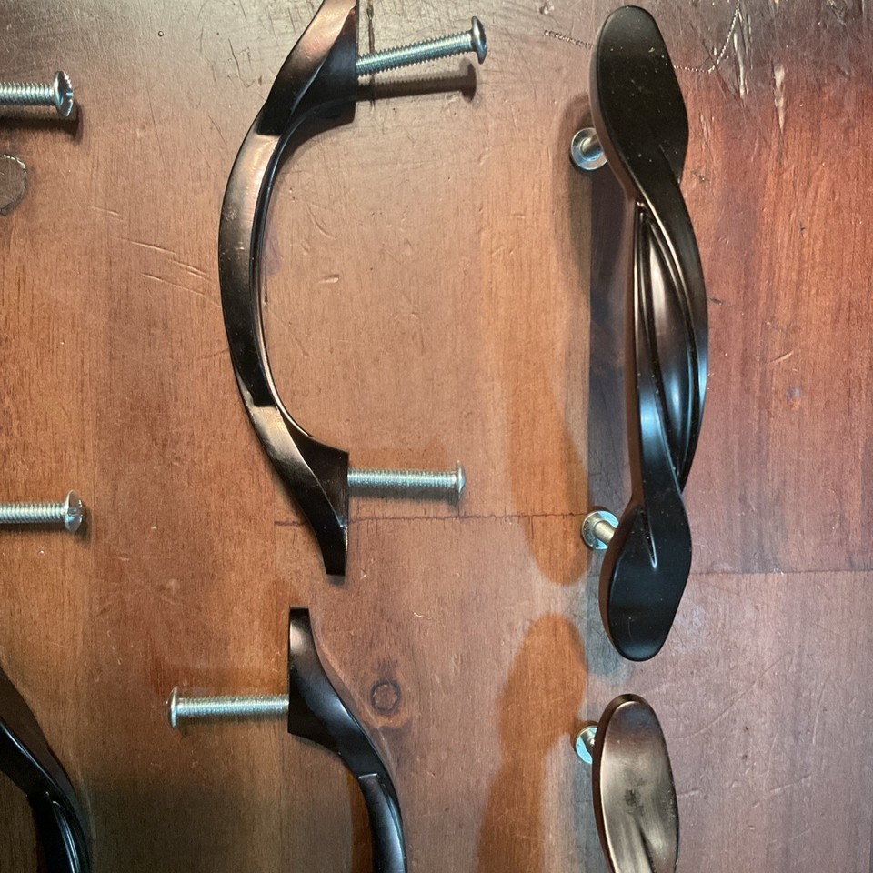 Lot 8 Bronze Tone Twisted Metal Cabinet Door Pulls Handles Mount Screws 3” Apart Item image 8