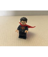 Official LEGO DC Comics Superman Figure - $233.61 MXN
