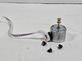 Motor 12VDC For Victrola VPT-800 Fully Automatic Bluetooth Turntable - €20,32 EUR