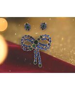 Rhinestone Christmas Brooch &amp; Bow Pin Earrings Set - $19.80