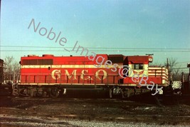 GM&amp;O Gulf Mobile 742 GP38-2 Locomotive Chicago Area 2 Color Negative 1970s - £5.88 GBP