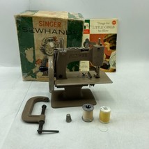 Singer Sewhandy with box &amp; Accessories kids Hand Crank Sewing Machine - £77.09 GBP