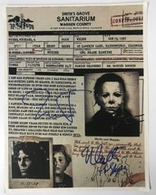 Jamie Lee Curtis &amp; Nick Castle Signed Autographed &quot;Halloween&quot; 8.5x11 Poster - £235.08 GBP