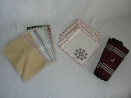 Lot of 27 Vtg Napkins Crocheted Lace Border Linen Embroidered Snowflake Birds - £21.11 GBP
