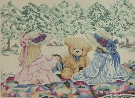 Sunbonnet Girl Embroidery Finished Spring Floral Country Patchwork Quilt... - $28.95