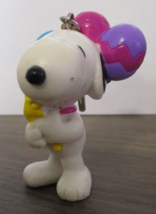 Vintage Peanuts PVC Snoopy w/Balloons Hard Plastic Keychain Woodstock - $14.84