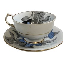 Vintage Royal Windsor Blue Trillium Teacup Saucer Fine Bone China England Floral - £95.55 GBP