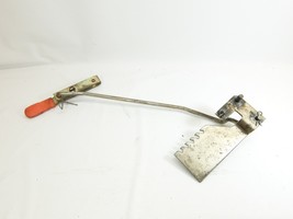Used OEM Kubota Speed Contol Lever &amp; Notch Arm for B2100 6C050-43333 6C0... - $570.20 MXN