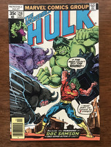 INCREDIBLE HULK # 218 NM+ 9.6 Pristine White Cover ! Perfect Spine ! Newsstand ! - £47.85 GBP