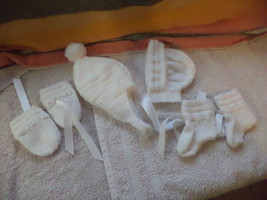 Hand Knitted Baby Hats Mittens And Booties Bonnet  Set - $14.85