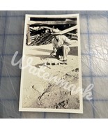 Vintage Photograph 1926 Man In Straw Hat With Fox On Leash California Oi... - $26.48 CAD