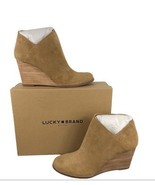 Size 8 Lucky Brand Boots LP-Yakeena Leather Wedge Bootie Suede Tan Womens - €33,89 EUR