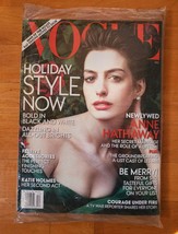 Anne Hathaway Vogue Magazine December 2012 Holiday Style Now Sealed  - $25.72