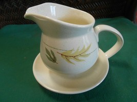 Great Collectible Franciscan &quot;Autumn Leaf&quot; Attached Gravy Sauce Boat - £14.00 GBP