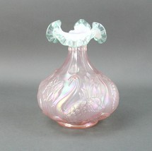 George Fenton Signed Opalescent Iridescent Pink &amp; Green Ruffled Crest Swan Vase - £274.17 GBP
