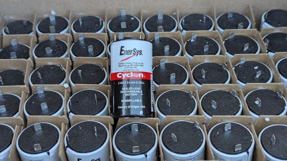 EnerSys Cyclon 2 Volt 2.5 AH D Cell 0810-0004 Sealed-Lead Rechargeable B... - $15.99
