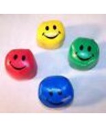 24 PC VINYL SMILE FACE FOOT KICK SACKS sporting balls - $234.94 MXN
