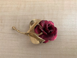 Cerrito GOLD-TONE Finish Red Enamel Rose BROOCH/PIN - £4.73 GBP