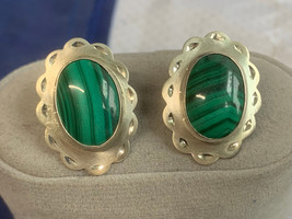 Sterling Silver Green Malachite Stud Earrings 9g Fine Jewelry Oval Bezel - £23.42 GBP