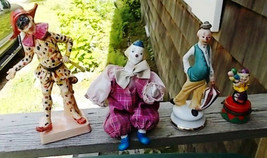 ~~ LOT OF 5  CLOWNS/JESTER  FIGURINES ~~ NICE COLLECTABLES ~~ MUST SEE ~~ - $20.00