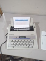 Smith Corona Wordsmith 250 KA 13 Electronic Typewriter w/ Box - £77.86 GBP
