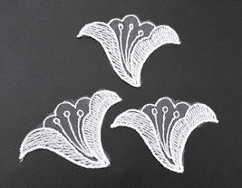 5 pc Lily White Flower Lace Patch Motif Appliques Crafts Supply sewon A21 - £4.69 GBP