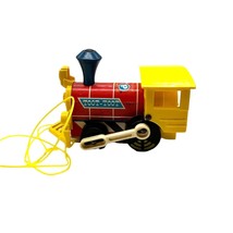 Vintage 1964 Fisher Price Toot Toot Pull Train Engine Toy #643 Excellent - £13.94 GBP