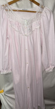 Vintage Miss Elaine Pink Flannel Nightgown Size Small Union Made USA 3547 - £28.22 GBP