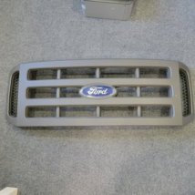 2005-07 Ford F250 Super Duty Front Grill Textured Shadow Gray New OEM w/... - £153.33 GBP