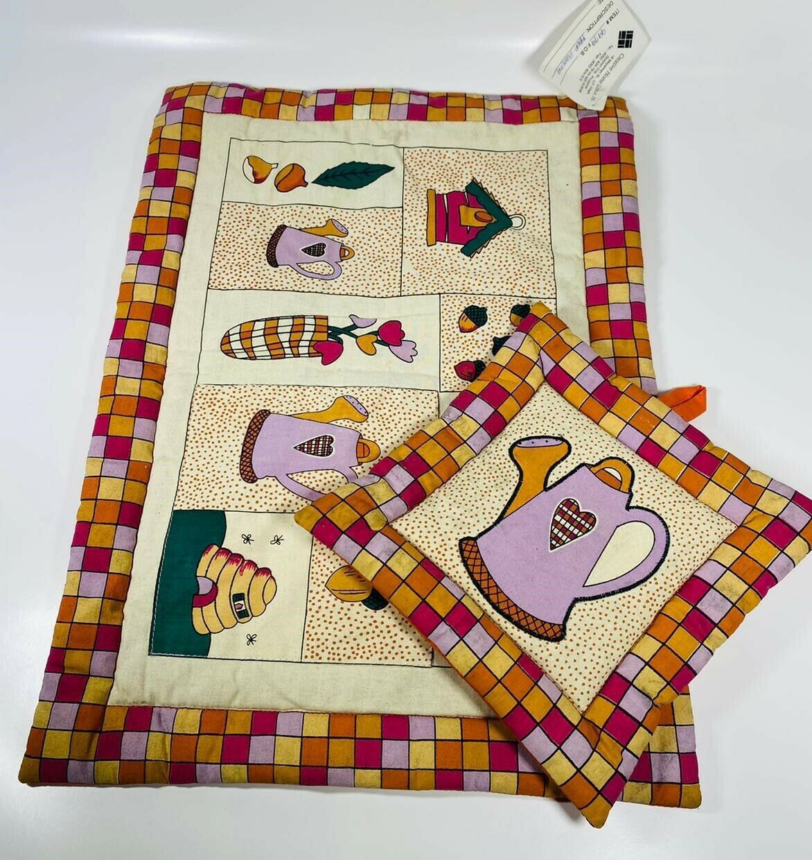 Placemat / Table Mat - Kettle Print with Red And Yellow Border By Allary Corp - £13.18 GBP