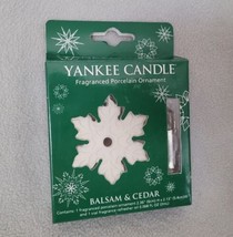 New Yankee Candle Fragranced Porcelain Snowflake Ornament Oil Scent Balsam Cedar - £8.51 GBP