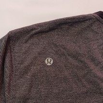 Lululemon Women's Gray Short Sleeve Pullover Blouse Top Measured Chest Size 42" image 3