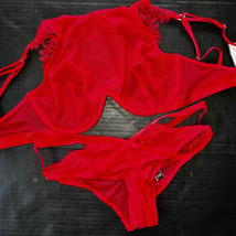 NWT Victoria&#39;s Secret high-neck unlined 32D BRA SET+S Strappy panty RED lace - £55.37 GBP