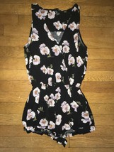 * Forever 21 Floral Black white Straps Shorts Onepiece Romper Small slee... - $12.87