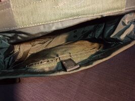 USGI VINTAGE PRE-OWNED MASK CARRIER CASE BAG W/ QUICK GRAB SIDE ENCLOSUR... - $12.66