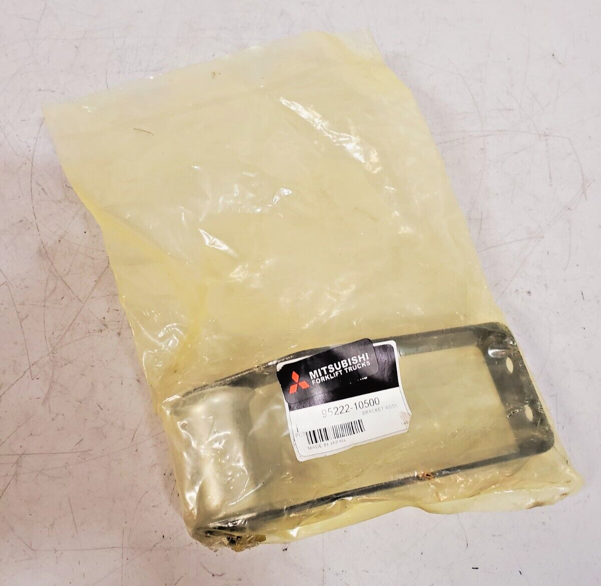 Mitsubishi Forklift Trucks Bracket 95222-10500 | 95222105000001 - $130.85