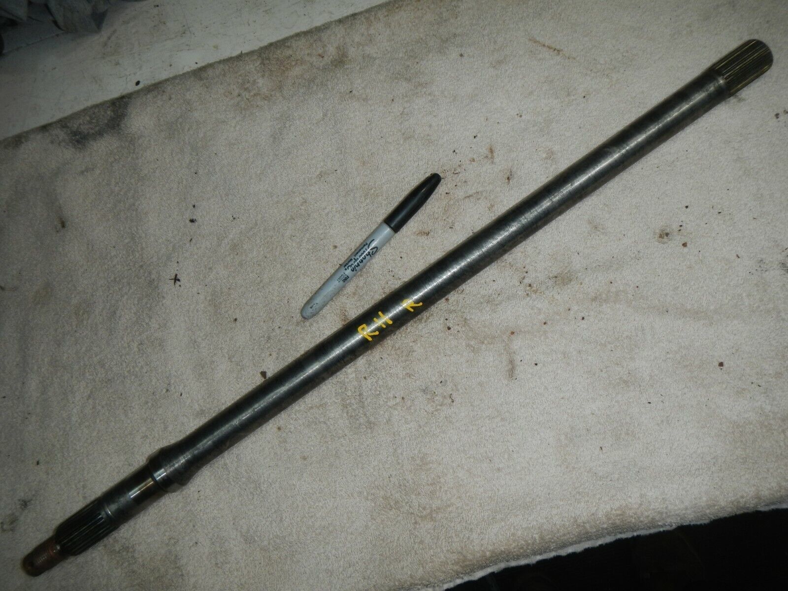 Right hand rear drive axle shaft 1993 Kawasaki Bayou 400 4x4 KLF400-B1 - $123.74